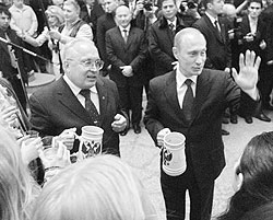 Putin drinks medovuha. Moscow University Alumni Club