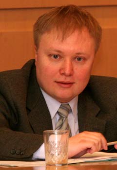  .   , Lenta.Ru 